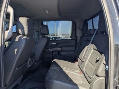 2022 GMC Sierra 3500HD — photo 12 view