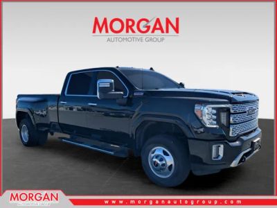 2022 GMC Sierra 3500HD Denali in Black — front three-quarter view