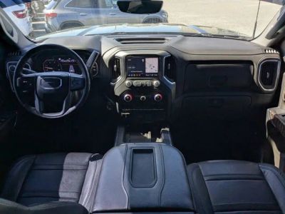 2022 GMC Sierra 3500HD — photo 13 view