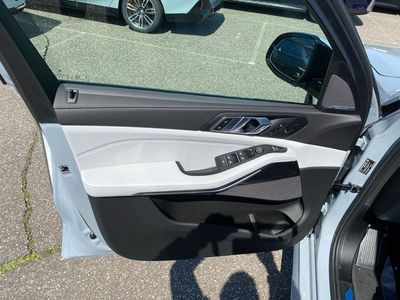 2026 BMW X5 - Photo 12
