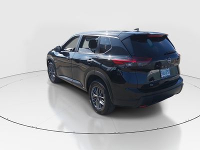 2024 Nissan Rogue — detail view