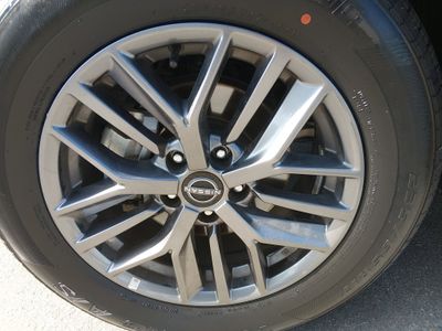 2024 Nissan Rogue — photo 10 view