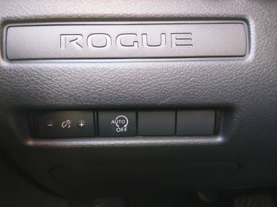2024 Nissan Rogue — photo 13 view