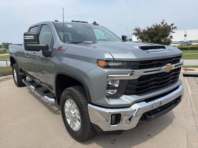 2026 Chevrolet Silverado 2500 HD — side profile view