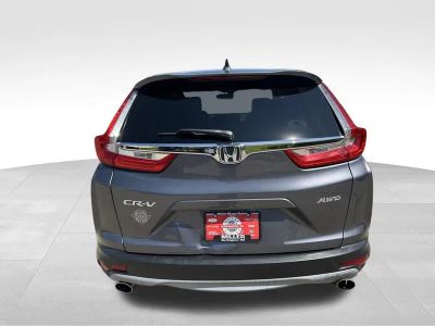 2017 Honda CR-V — rear three-quarter view