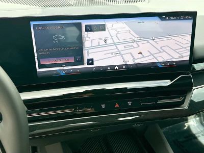 2026 BMW 5 Series — photo 12 view