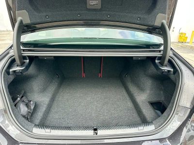 2026 BMW 5 Series — photo 24 view