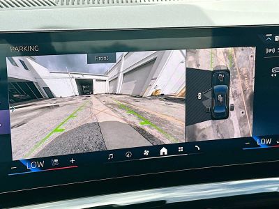 2026 BMW 5 Series — photo 14 view