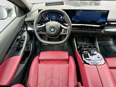 2026 BMW 5 Series — photo 21 view
