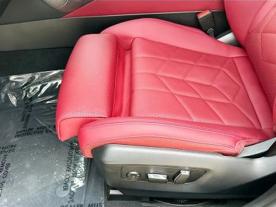 2026 BMW 5 Series — photo 18 view