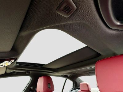 2026 BMW 5 Series — photo 19 view
