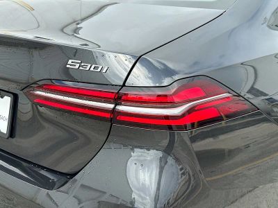 2026 BMW 5 Series — photo 25 view