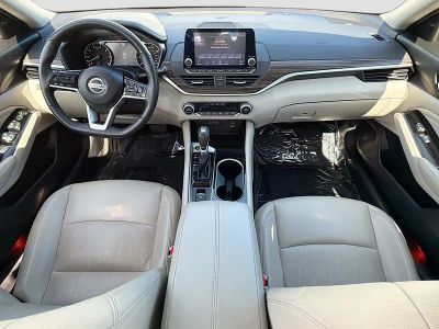 2021 Nissan Altima — photo 15 view