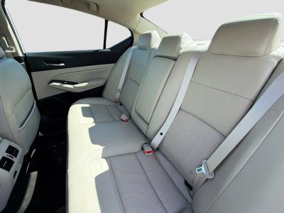 2021 Nissan Altima — photo 20 view