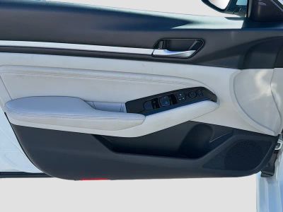 2021 Nissan Altima — photo 21 view