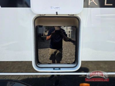 2026 Model I 294 - Photo 4