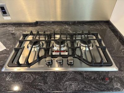 2026 Airstream Classic - Photo 23