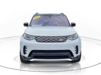 2023 Land Rover Discovery — side profile view