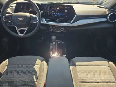 2025 Chevrolet Trax — photo 14 view