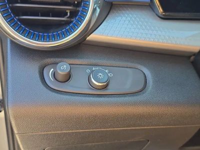 2025 Chevrolet Trax — photo 27 view