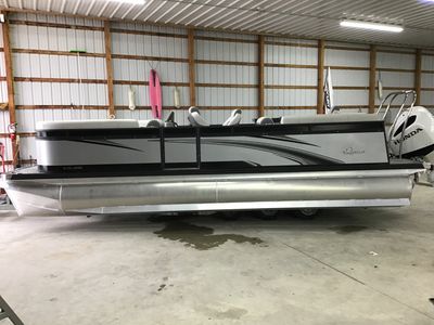 2023 QWEST 822 E DS BAR LTZ TT2 - Photo 2
