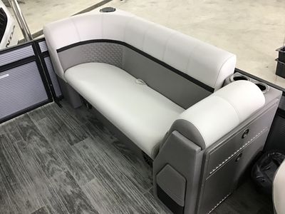 2023 QWEST 822 E DS BAR LTZ TT2 - Photo 25