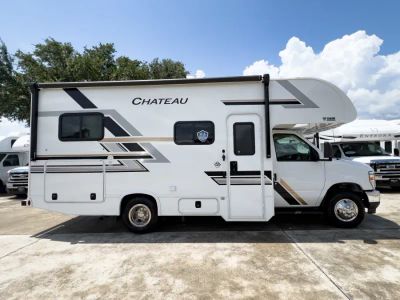 2027 Thor Motor Coach CHATEAU — photo 23 view