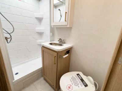 2027 Thor Motor Coach CHATEAU — photo 17 view