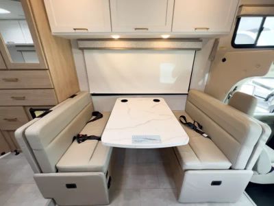 2027 Thor Motor Coach CHATEAU — photo 14 view