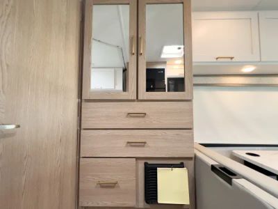 2027 Thor Motor Coach CHATEAU — photo 15 view