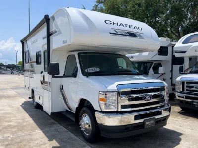 2027 Thor Motor Coach CHATEAU — front three-quarter view