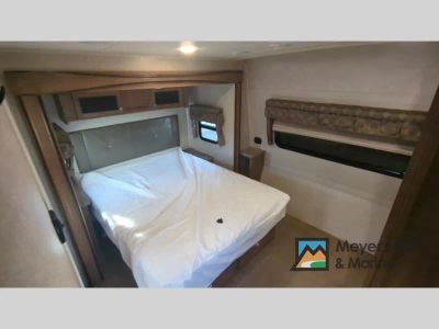2017 Forest River RV Flagstaff Classic Super Lite - Photo 15