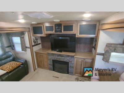 2017 Forest River RV Flagstaff Classic Super Lite - Photo 11