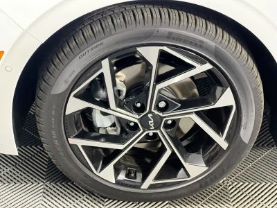 2026 Kia K5 — photo 11 view