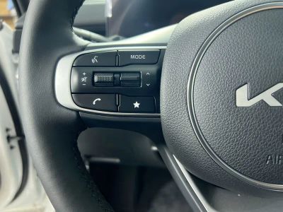 2026 Kia K5 — photo 16 view