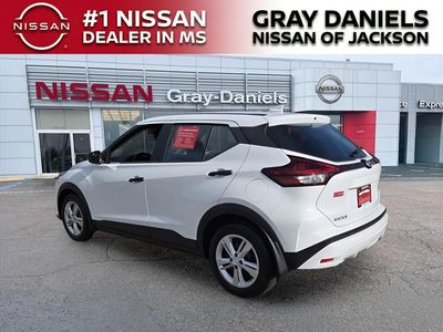 2025 Nissan Kicks Play - Photo 3