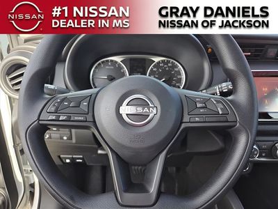2025 Nissan Kicks Play - Photo 18
