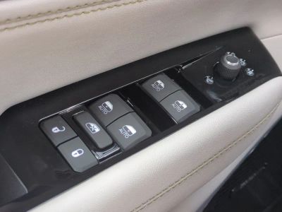 2026 Jeep Grand Wagoneer — photo 27 view