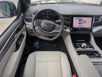 2026 Jeep Grand Wagoneer — photo 17 view