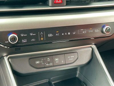 2026 Kia Carnival — photo 16 view
