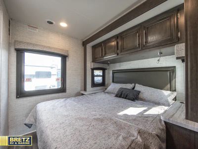 2024 Entegra Coach Odyssey SE - Photo 17