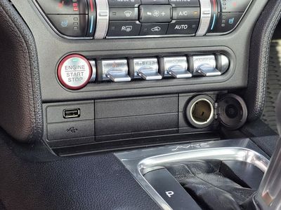 2018 Ford Mustang - Photo 20