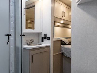 2026 Thor Motor Coach Chateau - Photo 24
