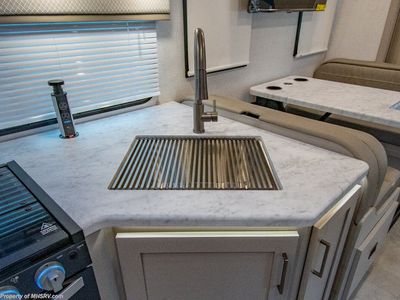 2026 Thor Motor Coach Chateau - Photo 19