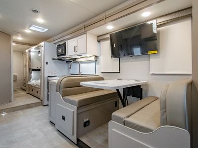 2026 Thor Motor Coach Chateau - Photo 10