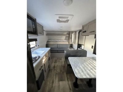2017 Dutchmen RV Coleman Light - Photo 6