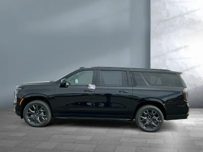2026 Chevrolet Suburban - Photo 3