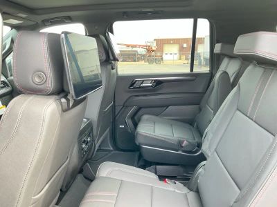 2026 Chevrolet Suburban - Photo 17