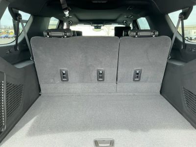 2026 Chevrolet Suburban - Photo 18