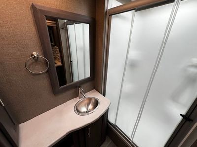 2021 Thor Motor Coach OMNI - Photo 9